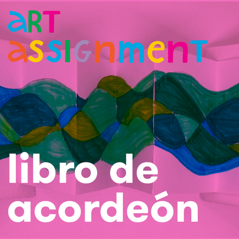 Corita 101: tarea de arte - libro de acordeón